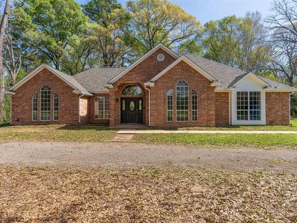 13882 Meadow Lane , Flint, TX 75762