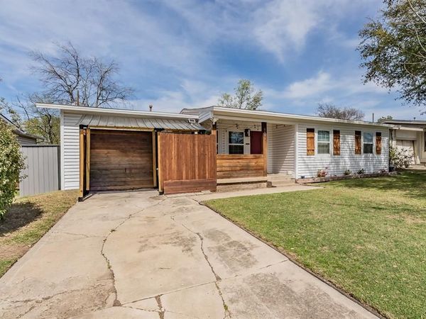 6681 Marie Street, North Richland Hills, TX 76180