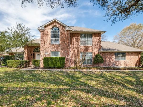 517 Seneca Drive, Waxahachie, TX 75165