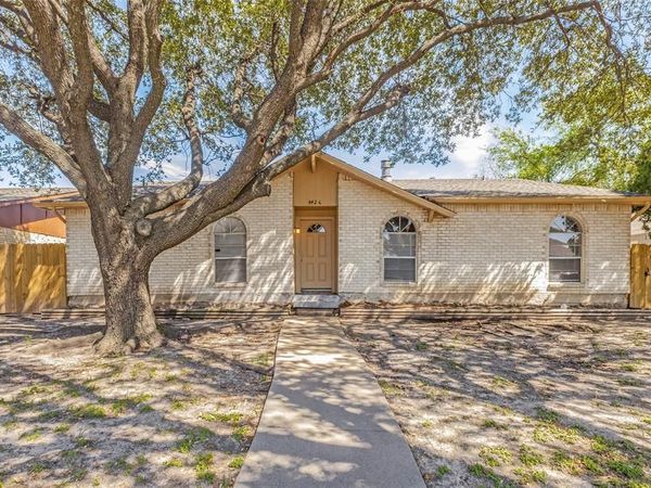 4426 Mayflower Drive, Garland, TX 75043