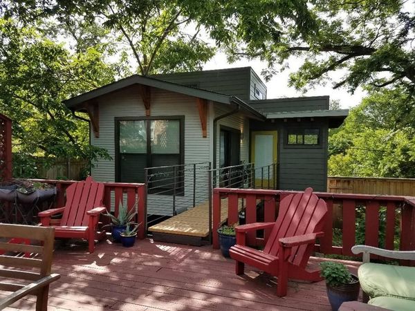 6931 Lindsley Avenue, Dallas, TX 75223