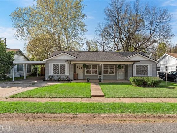 1305 Shamrock Street , Bossier City, LA 71112