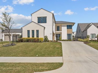 9644 Latour Lane, Fort Worth, TX 76126