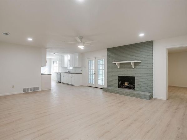 7325 Trimble Drive, Fort Worth, TX 76134