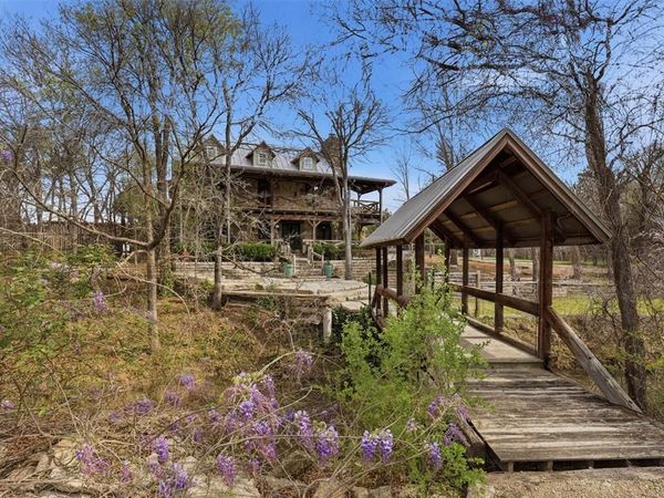 209 Bluebonnet Court, Cresson, TX 76035