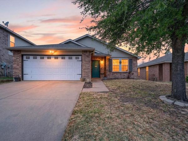 736 Granite Ridge Drive, Fort Worth, TX 76179