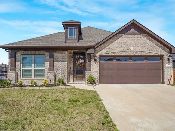 8244 Cheetah Path , Godley, TX 76044