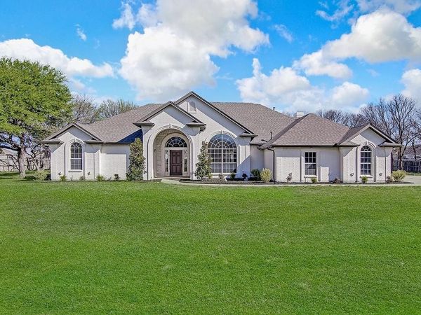 125 Devon Court , Weatherford, TX 76087