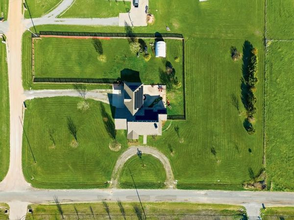 112 Harli Drive, Trenton, TX 75490