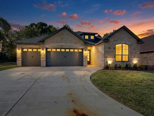 108 Palomita Circle, Athens, TX 75751