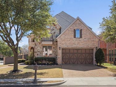 49 Pristine Pond Drive, Frisco, TX 75034