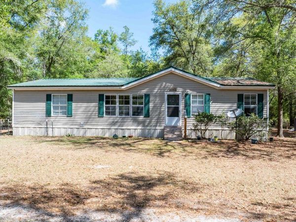 2062 NE 100TH ST RD, Branford, FL 32008