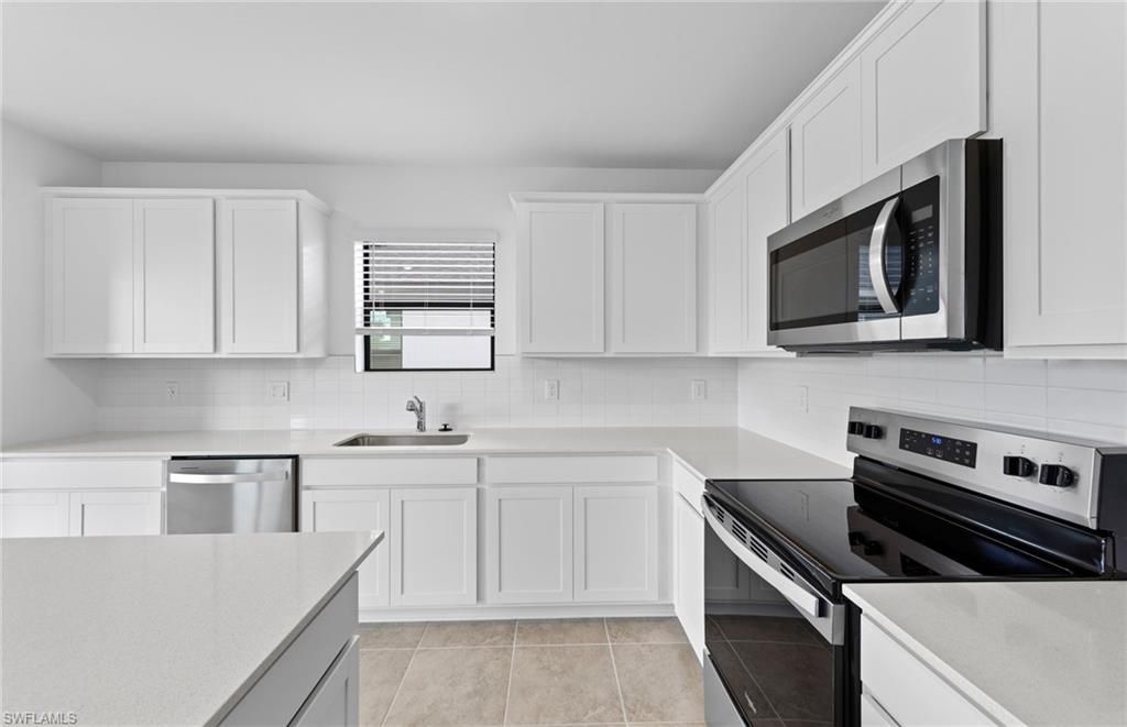 1028 Caloosa Breeze Dr , Labelle, FL 33935 Photo