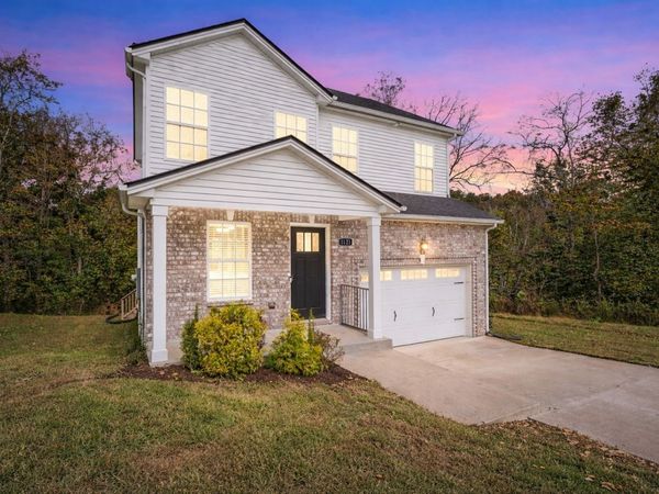 1125 Racker Dr, Clarksville, TN 37043