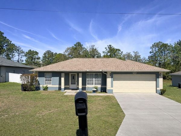 16 PECAN DRIVE LOOP , OCALA, FL 34472