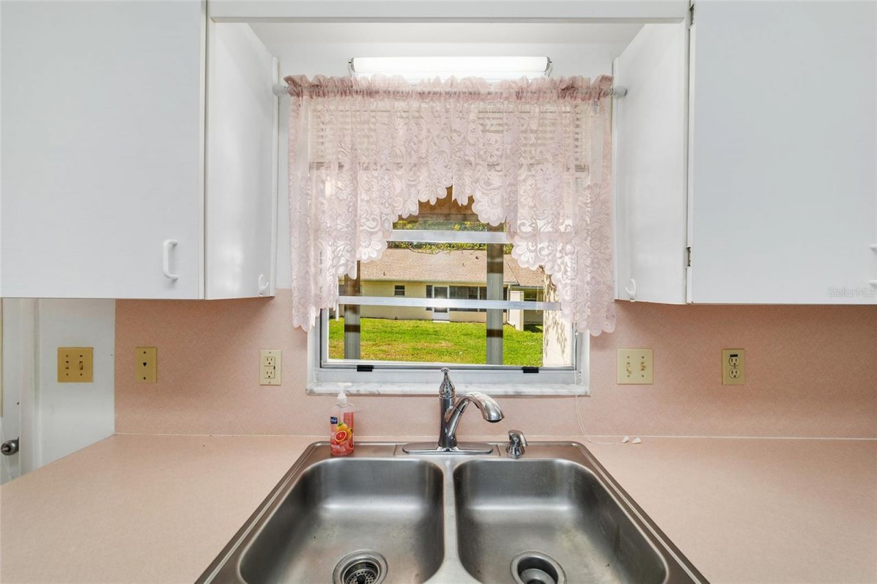 9460 SW 84th Terrace, Unit E, Ocala, FL 34481 Photo
