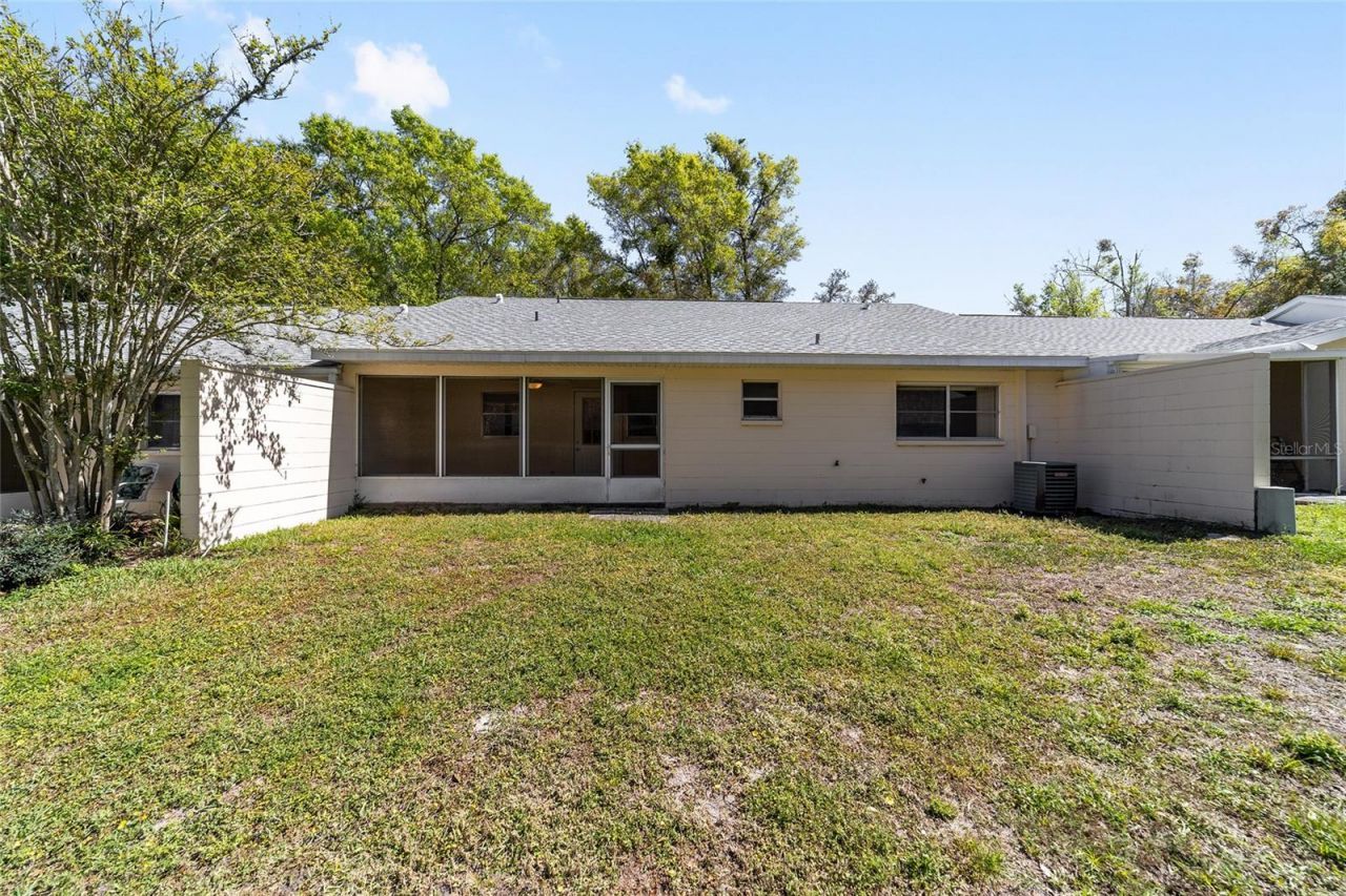9460 SW 84th Terrace, Unit E, Ocala, FL 34481 Photo