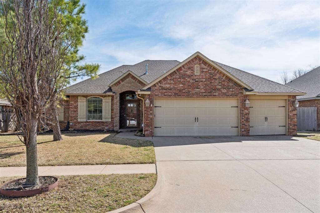 10608 NW 18th Street, Yukon, OK 73099 Main Photo