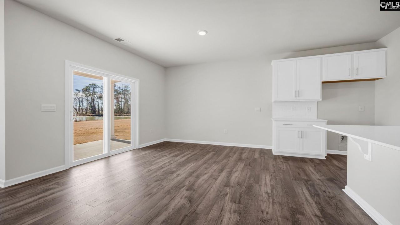 114 Horatio Lane Photo 10