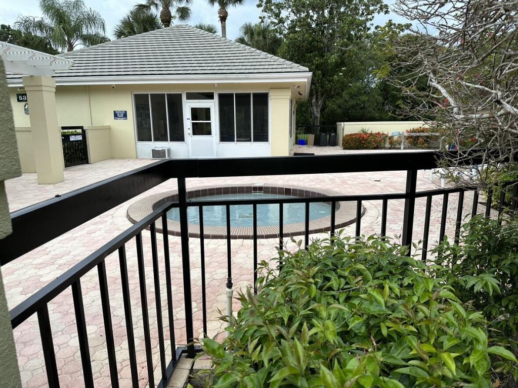 7461 SE Autumn Lane, Hobe Sound, FL 33455 Photo