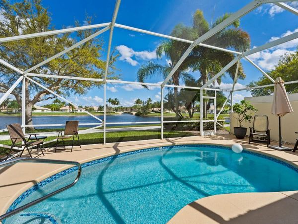 8233 Cozumel Lane, Wellington, FL 33414