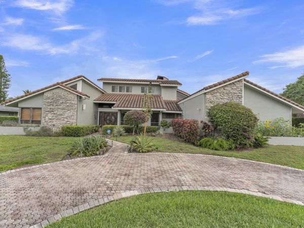 12731 NW 1st Street, Plantation, FL 33325