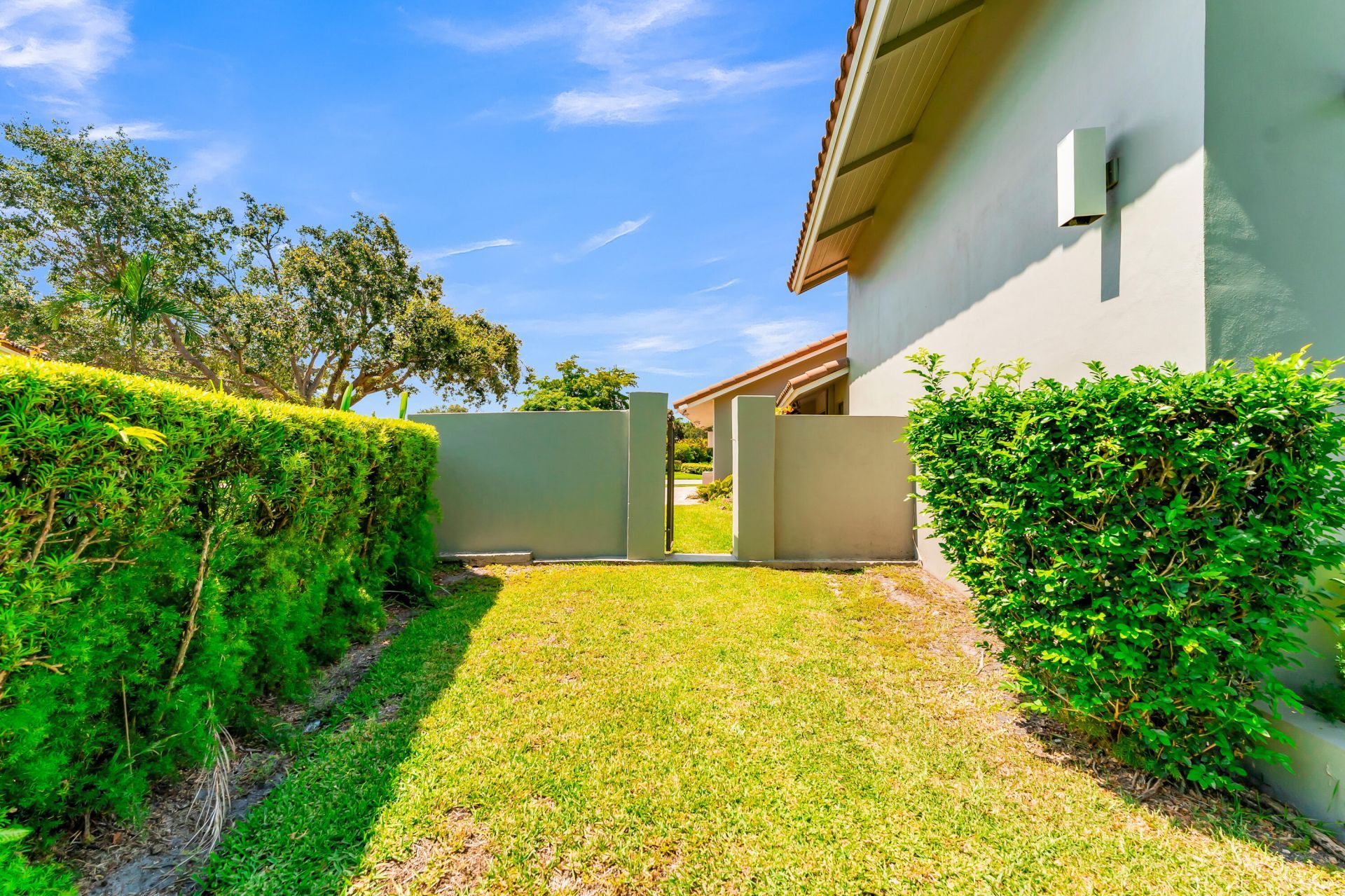 12731 NW 1st Street, Plantation, FL 33325 Photo