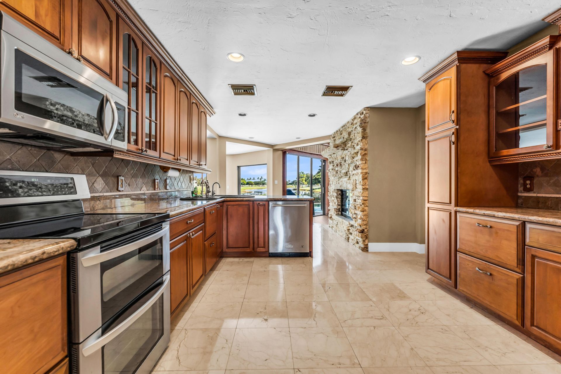 12731 NW 1st Street, Plantation, FL 33325 Photo