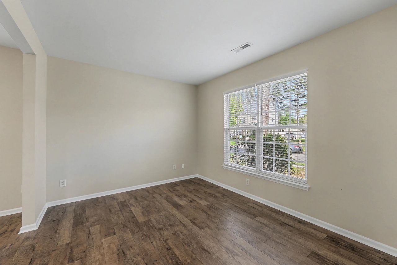 8959 N Red Maple Circle Photo 7