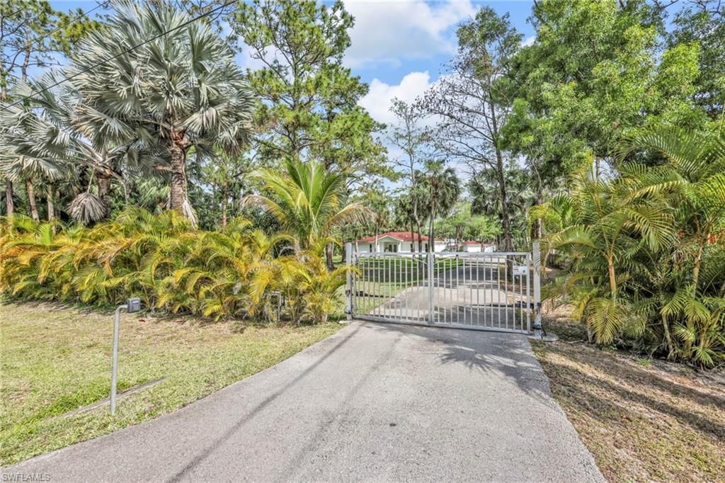 3231 13th Ave Sw, Naples, FL 34117 Photo