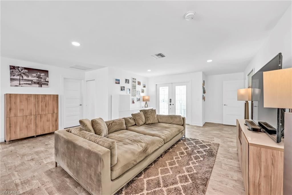 3231 13th Ave Sw, Naples, FL 34117 Photo