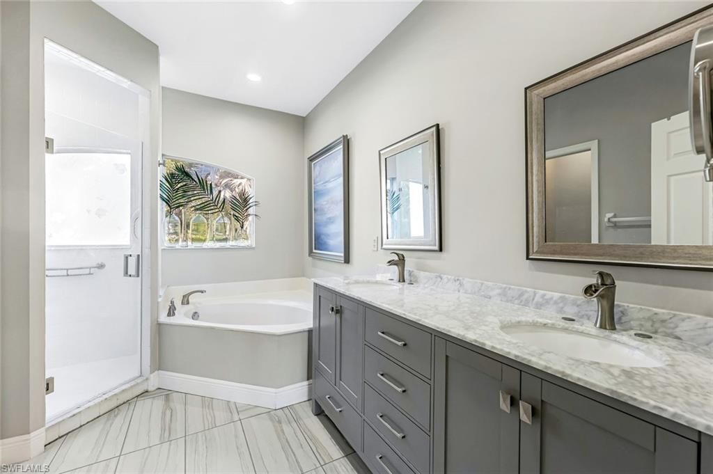 9050 Palmas Grandes Blvd, Unit 203, Bonita Springs, FL 34135 Photo