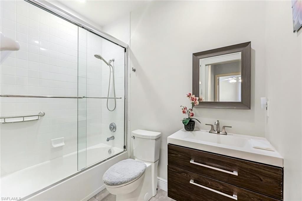 9050 Palmas Grandes Blvd, Unit 203, Bonita Springs, FL 34135 Photo