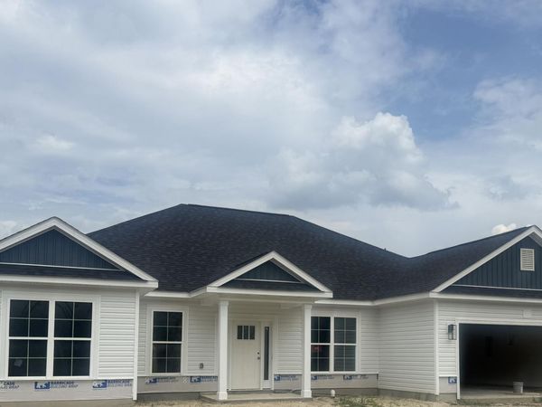 162 Seashore Street, Grimesland, NC 27837