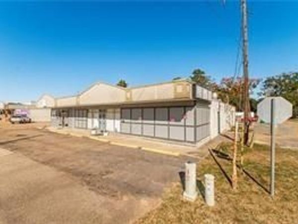 1300-1308 W W THOMAS Street, Hammond, LA 70401