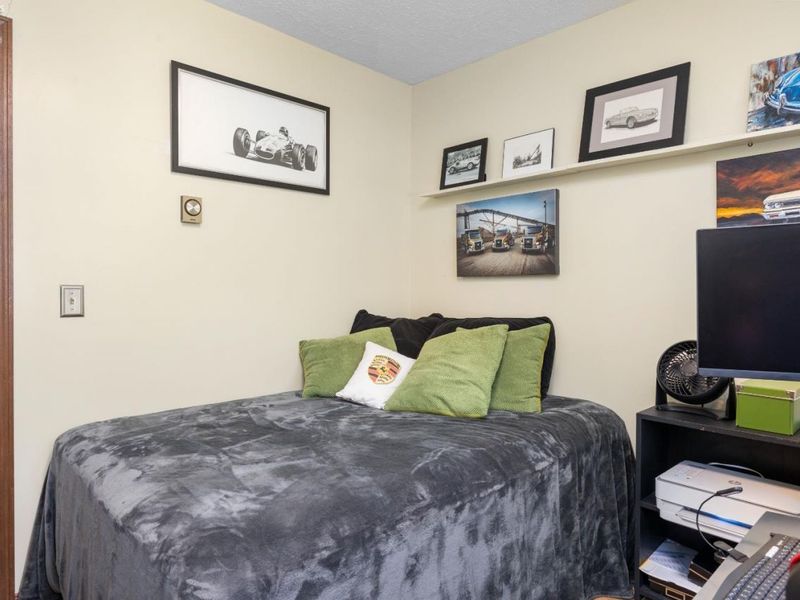 2630 Robinhood Dr., Lorain, OH 44053 Photo 23