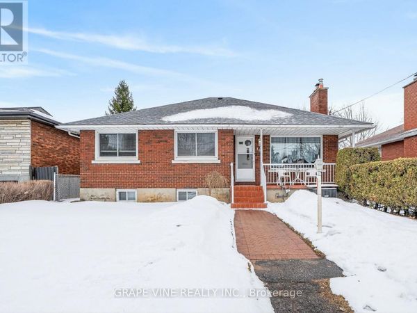 102 Donald Street , Ottawa, ON K1K1N2