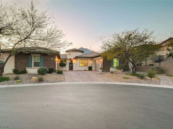 81 Navarra Canyon Court , Las Vegas, NV 89138