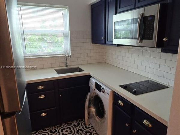 Unit 72D, Bay Harbor Islands, FL 33154