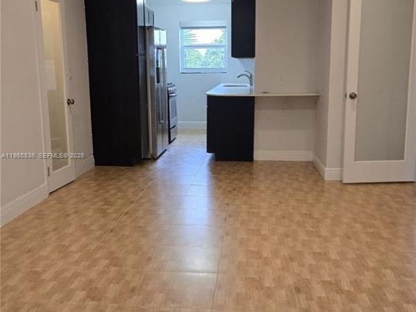 10070 E Bay Harbor Dr , Unit 70D, Bay Harbor Islands, FL 33154