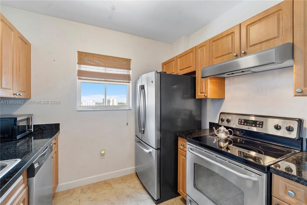2600 SW 27th Ave, Unit PH07, Miami, FL 33133 Photo