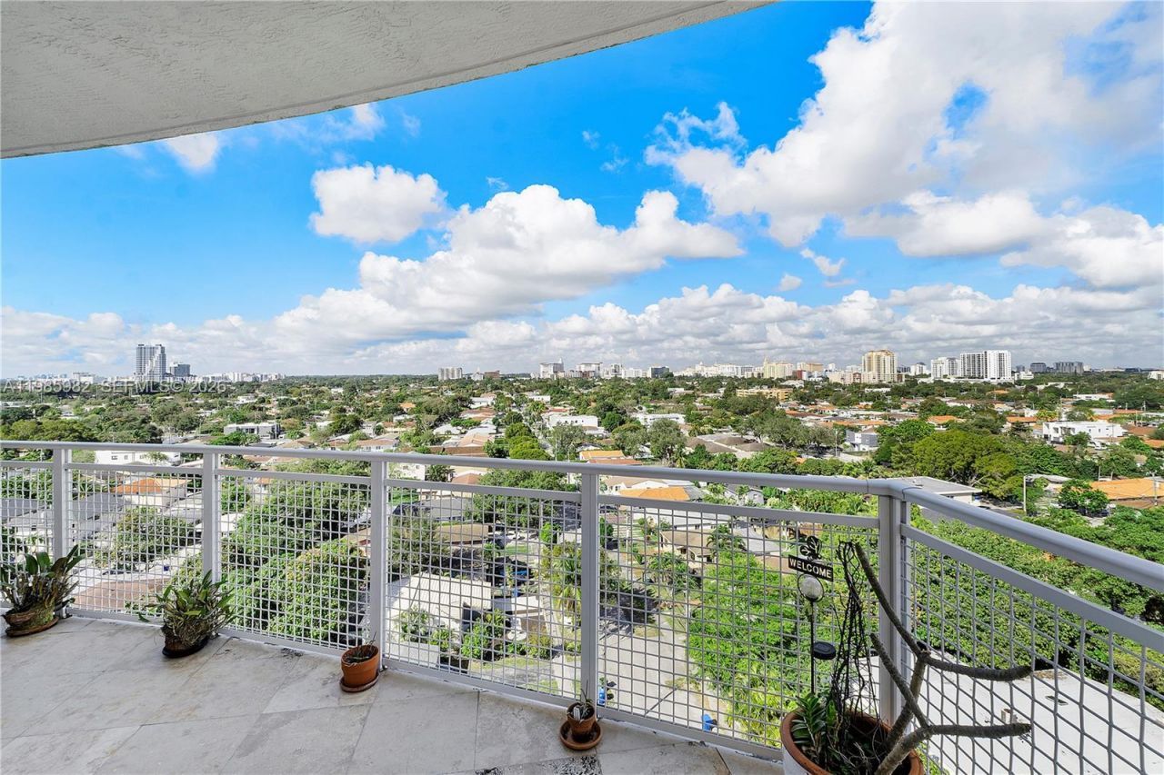2600 SW 27th Ave, Unit PH07, Miami, FL 33133 Photo