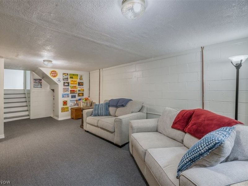 6230 Somerset Drive, North Olmsted, OH 44070 Photo 19