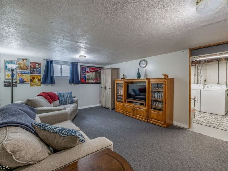 6230 Somerset Drive, North Olmsted, OH 44070 Photo 20