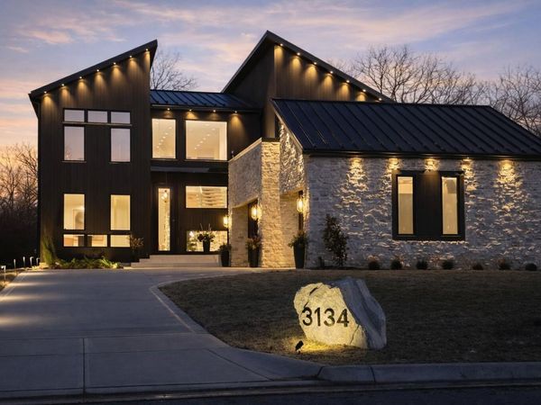 3134 Asbury Drive , Columbus, OH 43221