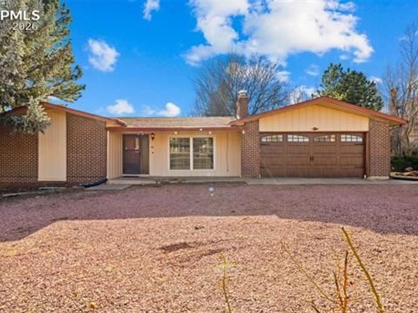 4100 Flintridge Circle, Colorado Springs, CO 80918