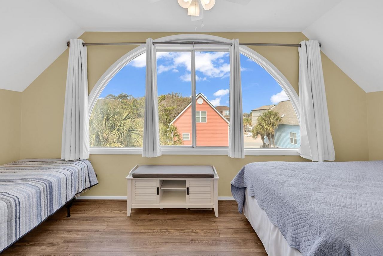 1015 Sea Bridge Ct. Photo 32