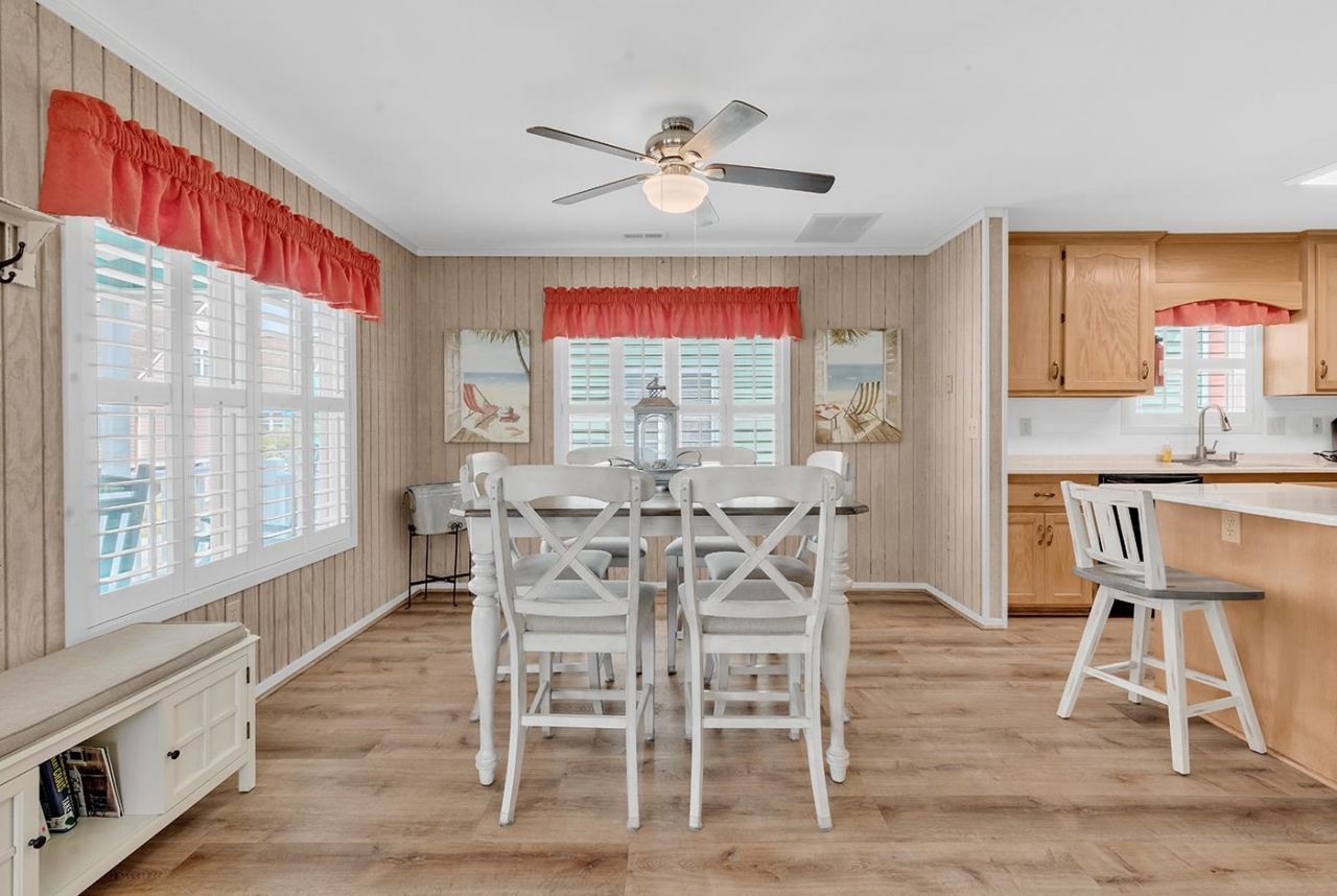 1015 Sea Bridge Ct. Photo 8