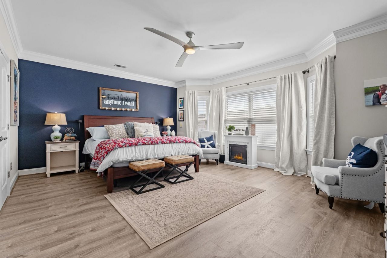 354 Mikita Dr. Photo 18