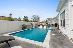 354 Mikita Dr. photo 4